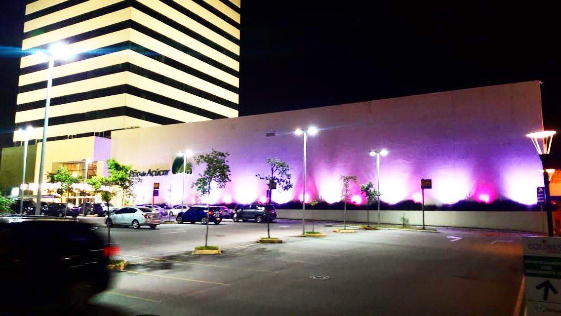 Colinas Shopping promove palestra de conscientização e combate ao câncer de mama