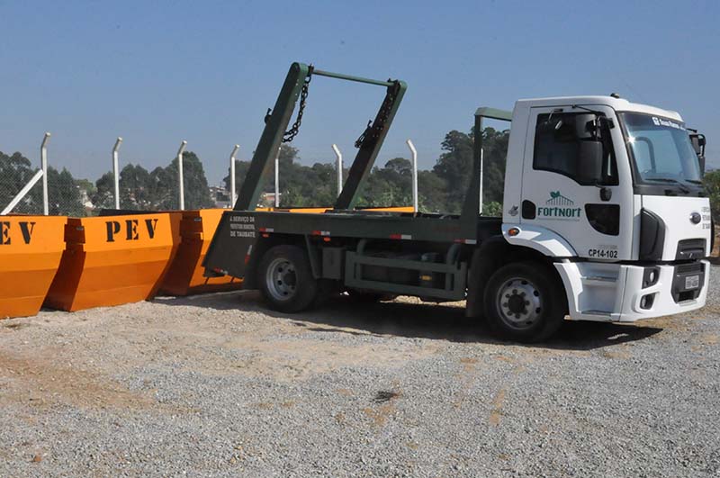 Três Marias e Imaculada recebem novos PEVs