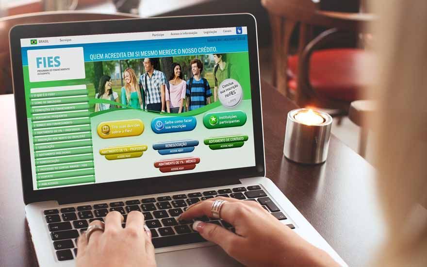 Acesso ao Fies ficou mais difícil, dizem faculdades privadas