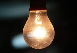 Procon-SP dá dicas de como economizar suspendendo  alguns serviços