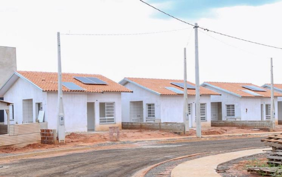 CDHU entrega 132 casas em  São Bento do Sapucaí