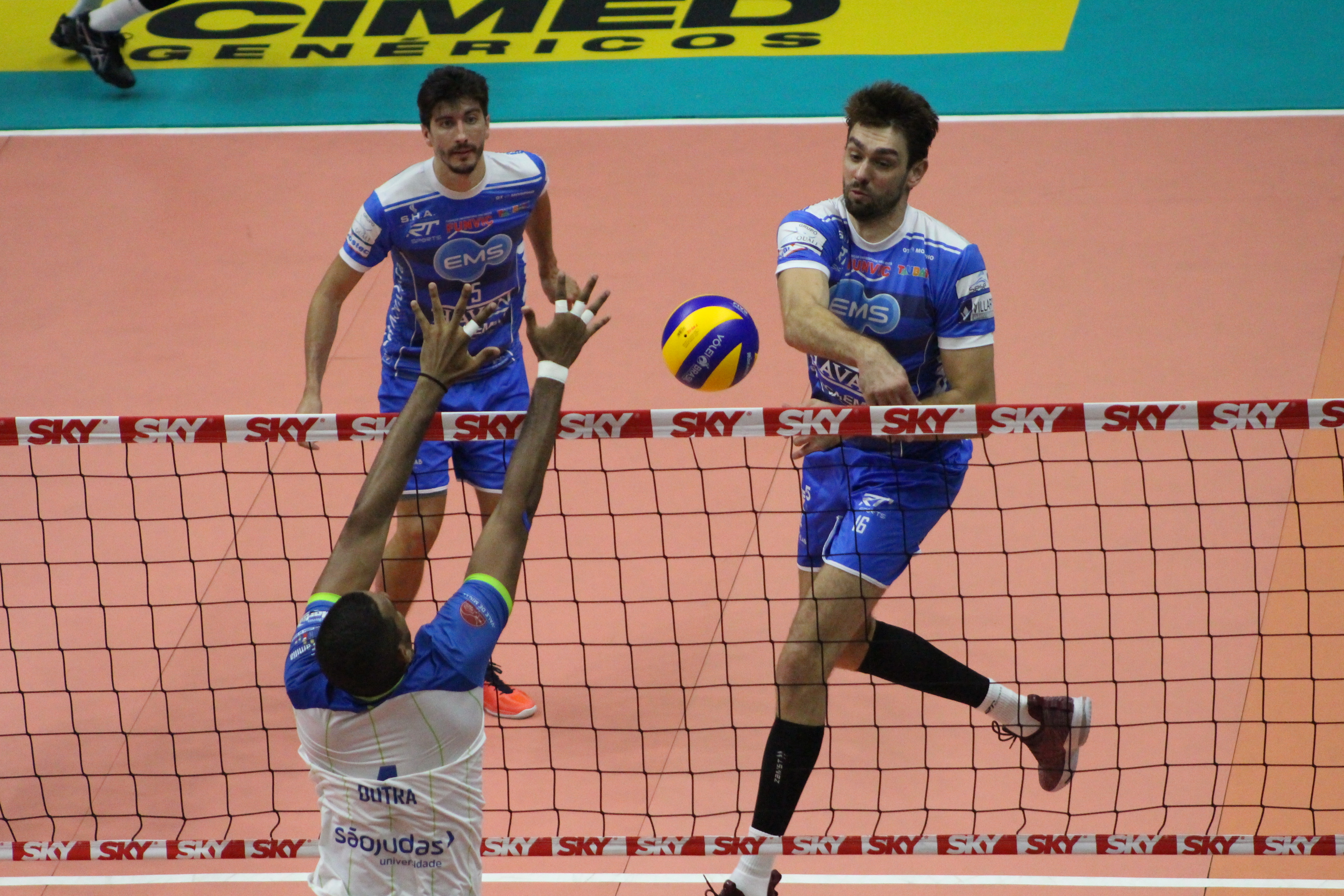 Hoje tem troca de ingressos para a Superliga Cimed 2018/2019 de Vôlei