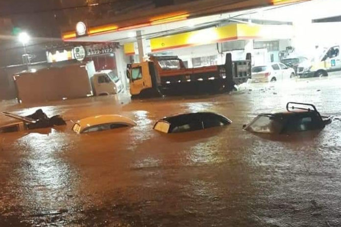 Temporal no Rio de Janeiro causa mortes