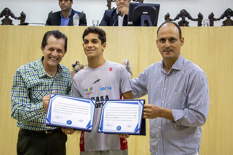 Atleta do sub-16 recebe moção de aplauso por desempenho durante 2018