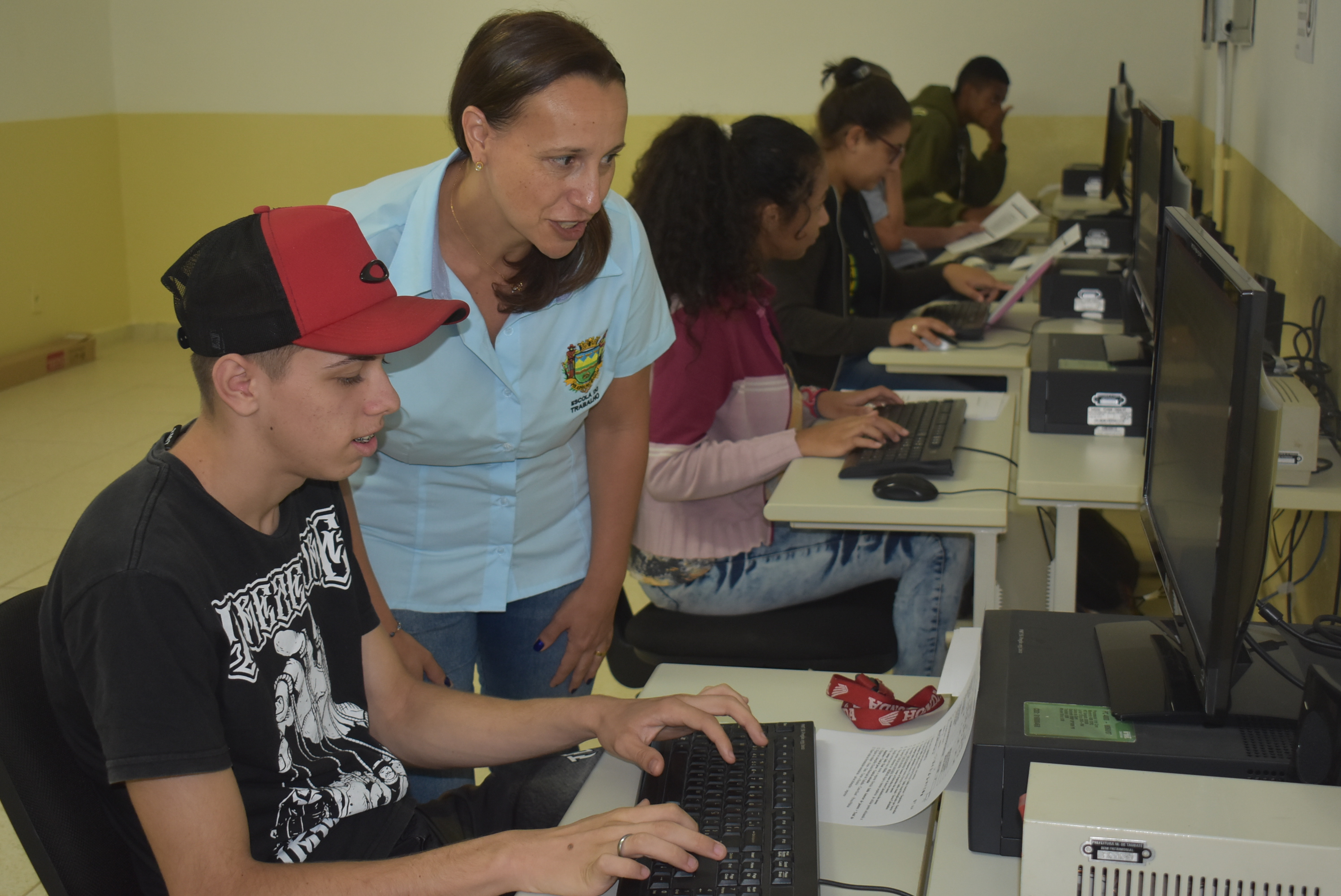 Escolas do Trabalho disponibilizam 574 vagas para cursos profissionalizantes