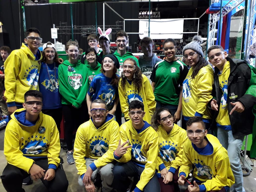 Equipe de Taubaté é premiada em campeonato de robótica nos EUA