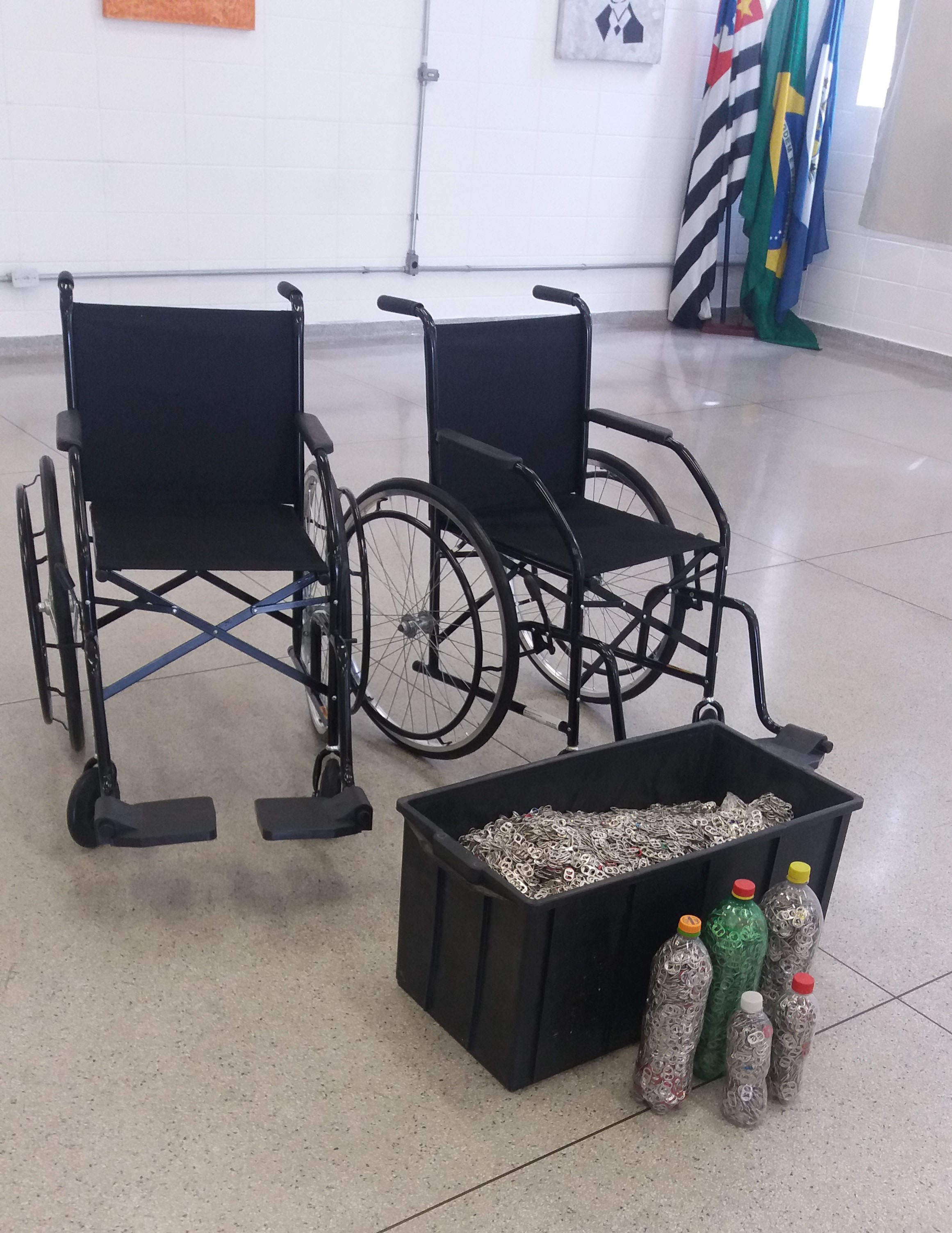 Aluno da educação infantil de Taubaté recebe cadeira de rodas