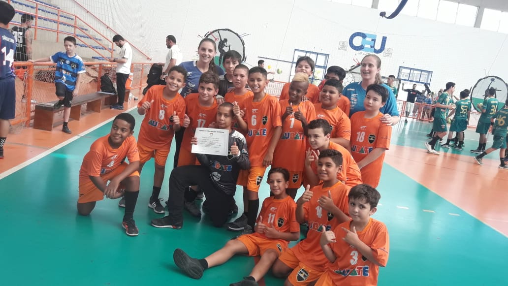 Handebol mirim de Taubaté estreia com vitórias