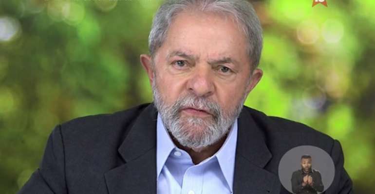 STJ reduz pena de Lula  no caso do triplex