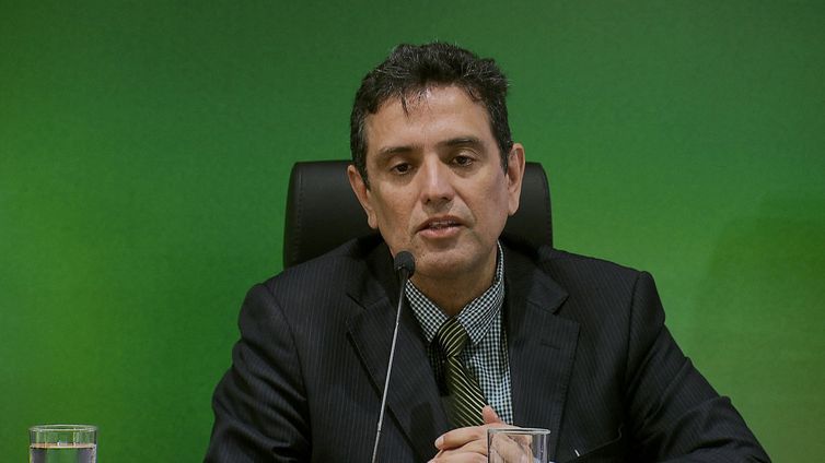 Secretário diz que reforma não vai zerar o déficit da Previdência