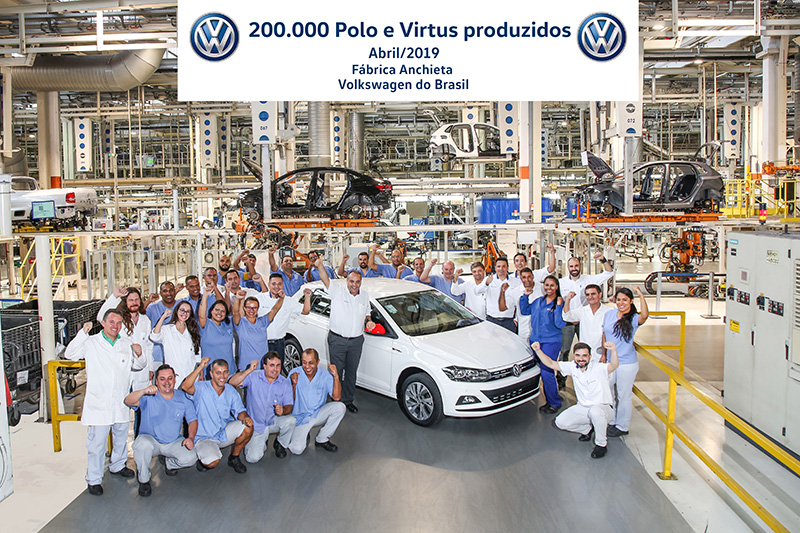 Volkswagen celebra produção de 200 mil Polo e Virtus