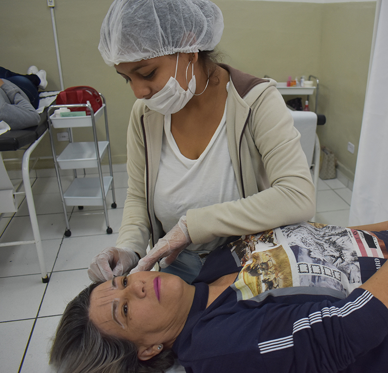 Escola da Beleza abre 40 vagas