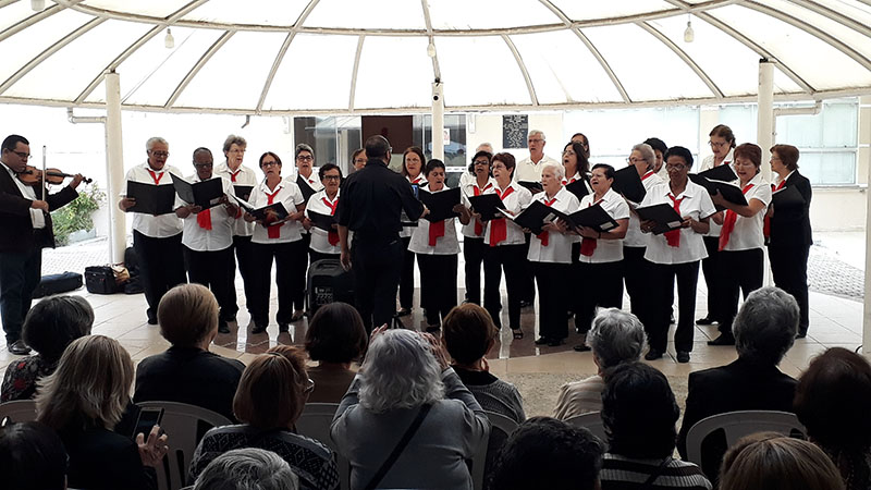 Irmandade de Taubaté comemora Dia das Mães