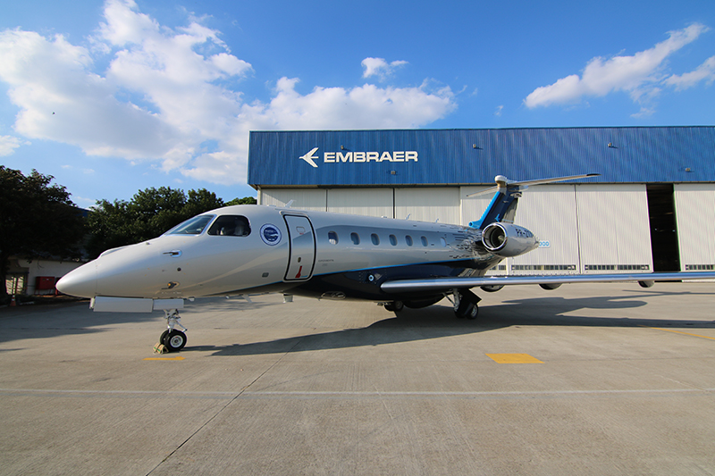 Novo jato executivo Praetor 600 da Embraer realiza sua primeira travessia transatlântica, abastecido por biocombustível