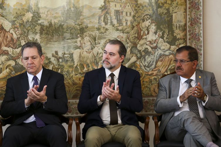 Judiciário lança painel de combate a notícias falsas