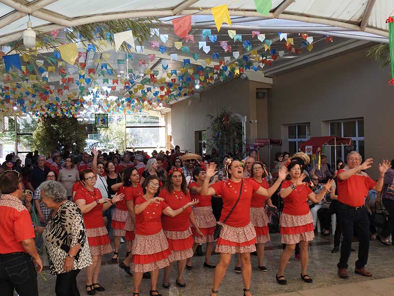 Irmandade de Taubaté promove  festa junina para os idosos