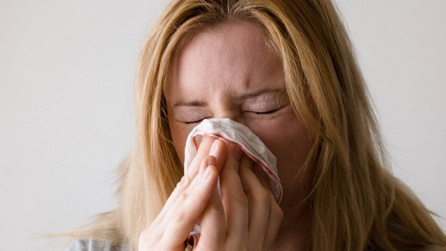 Especialista lista 15 dicas para combater alergias respiratórias no inverno