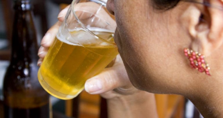 Uso abusivo de bebida alcoólica cresce 14,7% no país