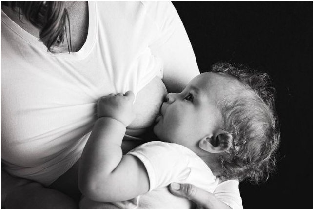 ‘Agosto Dourado’: campanha pretende incentivar amamentação no Brasil