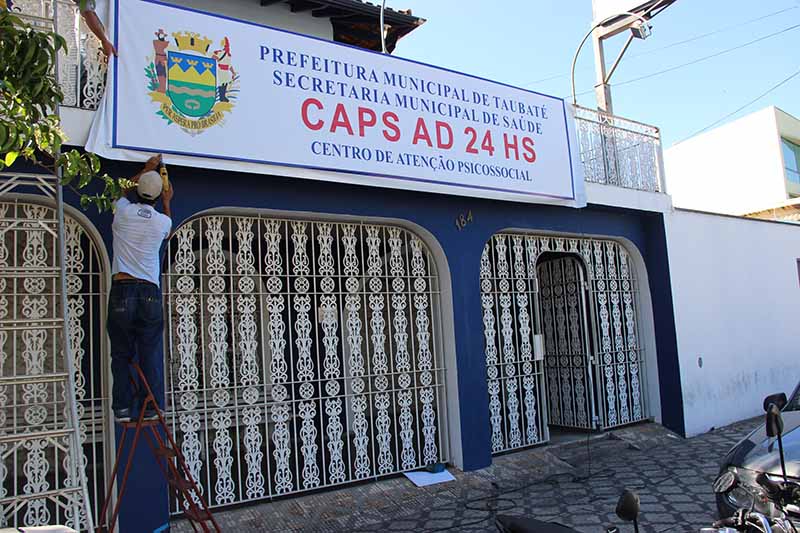 Eventos lançam alerta sobre consumo de medicamentos