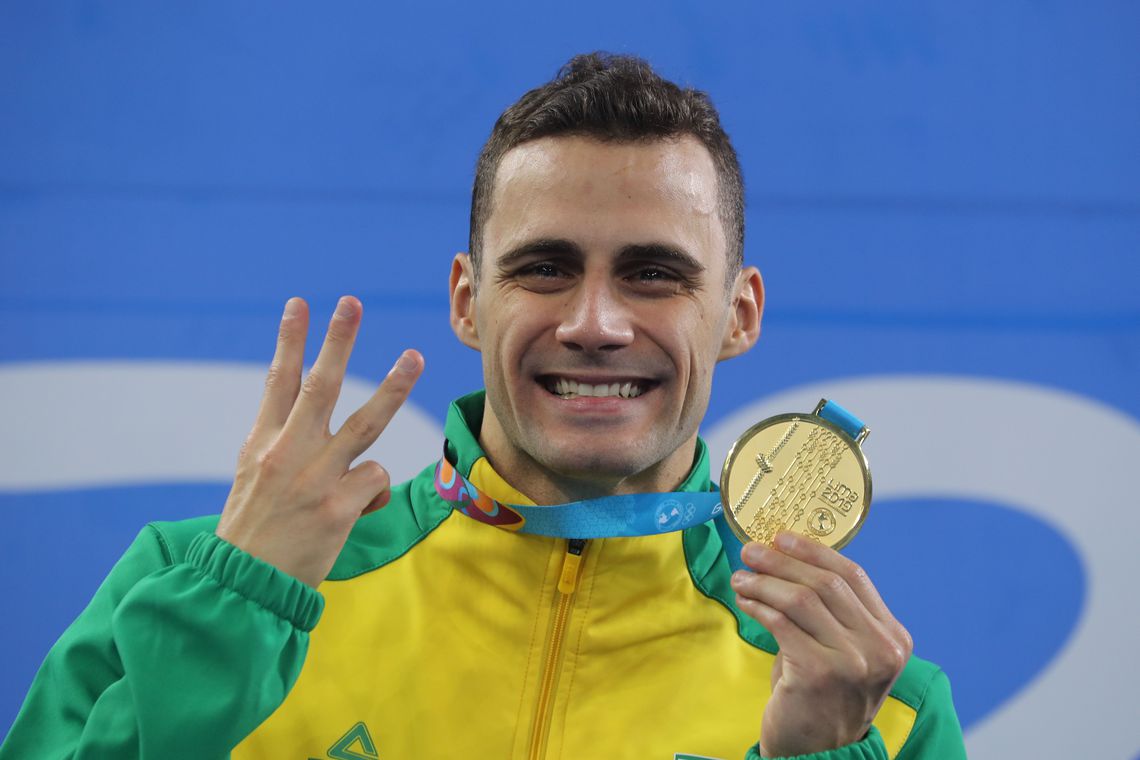 Com ouro na natação, Brasil reassume vice-liderança de medalhas no Pan