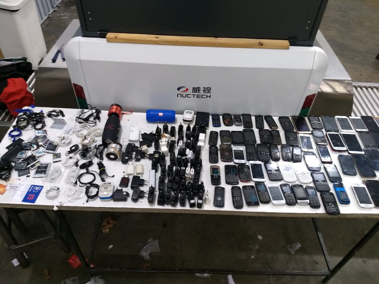 Agentes do CPP de Tremembé impendem a entrada de 6 quilos de maconha e mais de 70 celulares na unidade