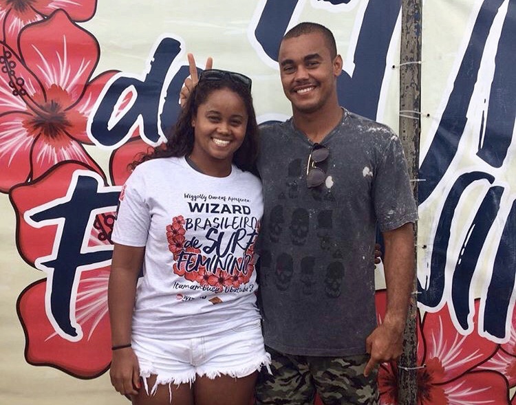 Bicampeã Brasileira de Surf vai competir nas ondas de Itamambuca e ministrar clínica de Surf para crianças de projetos sociais