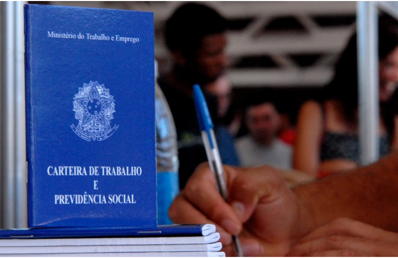 Levantamento do IBGE indica 12,6 milhões de desempregados em agosto