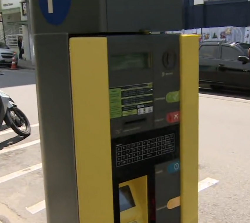 Agentes da Zona Azul de Taubaté iniciam orientação em novos endereços