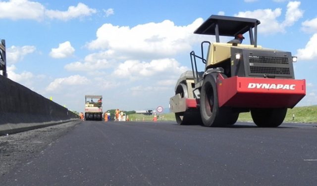 CCR NovaDutra realiza serviços de recuperação do pavimento no Vale