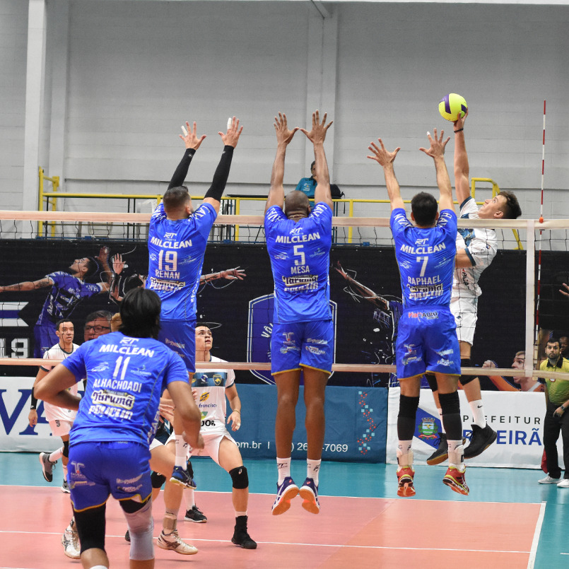 EMS Taubaté Funvic encara o Vôlei Renata hoje pelo Campeonato Paulista