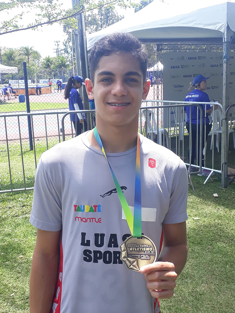 Enzo Barros vence Campeonato Brasileiro de Atletismo Sub-16