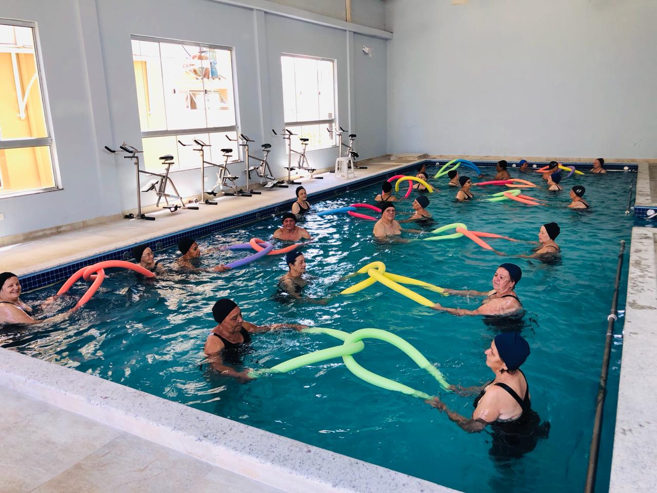 Hidroginástica é atividade mais procurada pelos idosos na Irmandade
