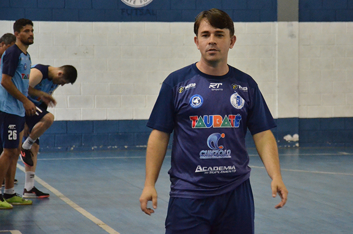 Contra Dracena, Taubaté tenta permanência no G4 da Liga Paulista de Futsal