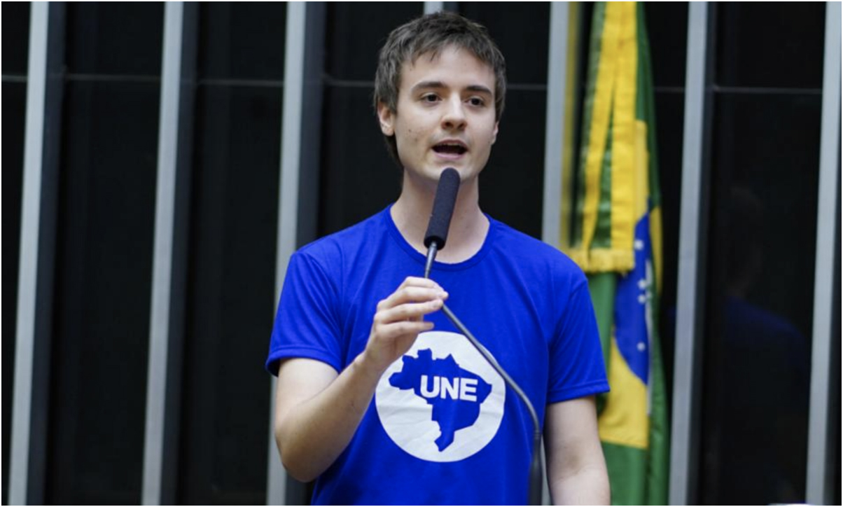 Contra o obscurantismo, 4,5 milhões se unem para salvar a educação