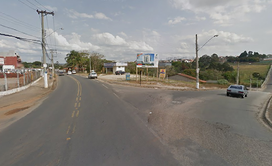 Obras de galeria interditam região da estrada do Barreiro