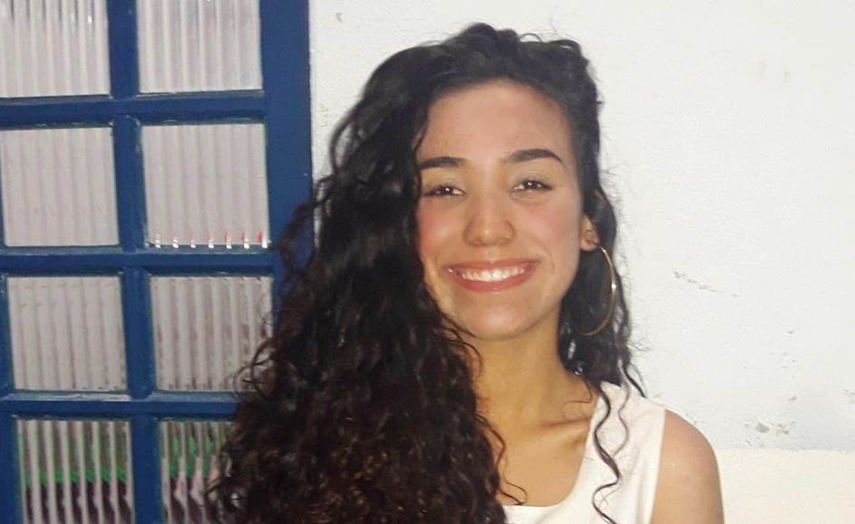 Estudante busca apoio para acampamento de imersão