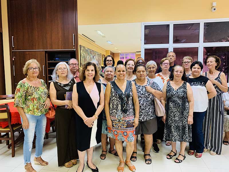 Irmandade de Taubaté abre Exposição de Pintura da turma da melhor idade