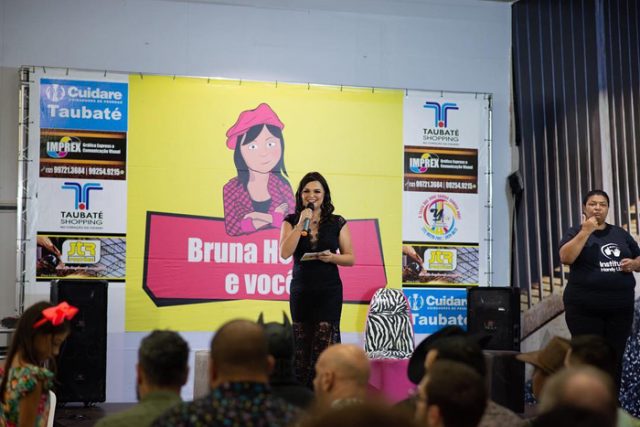 Taubaté Shopping comemora 30 anos com programa ao vivo e apresentação cultural