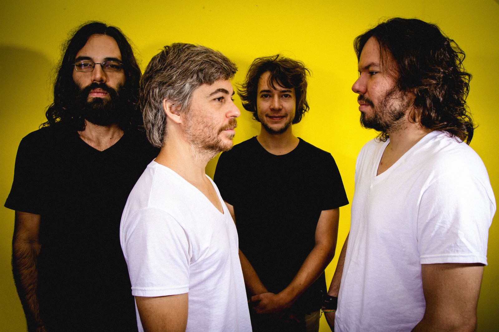 Maglore celebra 10 anos de carreira em show gratuito no SESC Taubaté