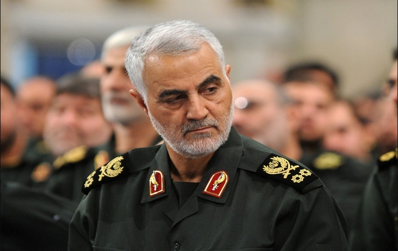 Irã promete “vingança” aos EUA por morte de general e crise faz preço do petróleo disparar no mundo