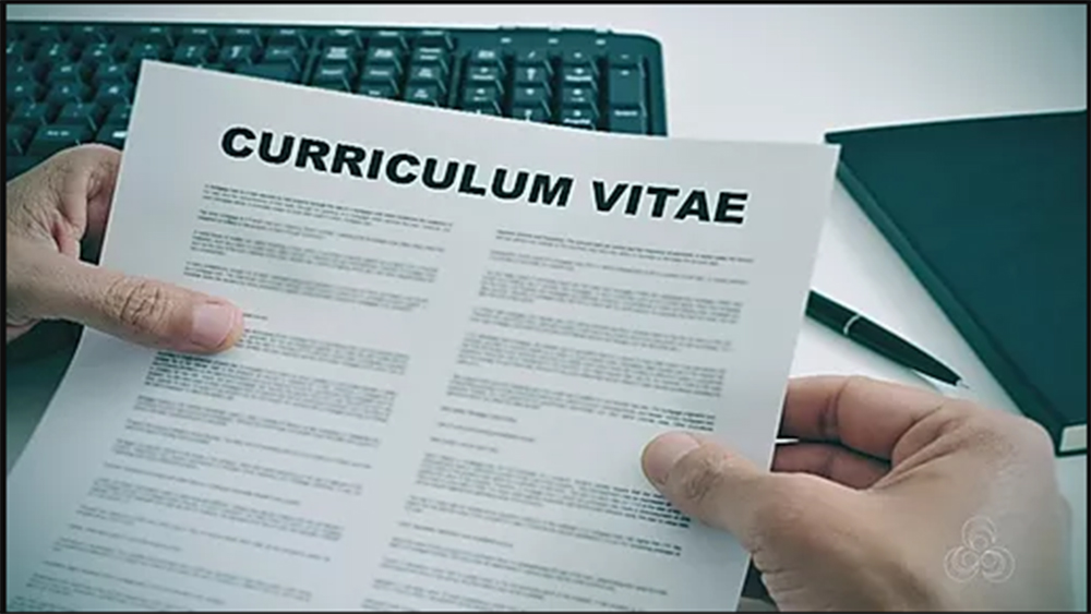 Empresas demoram menos de dez segundos para filtrar currículos