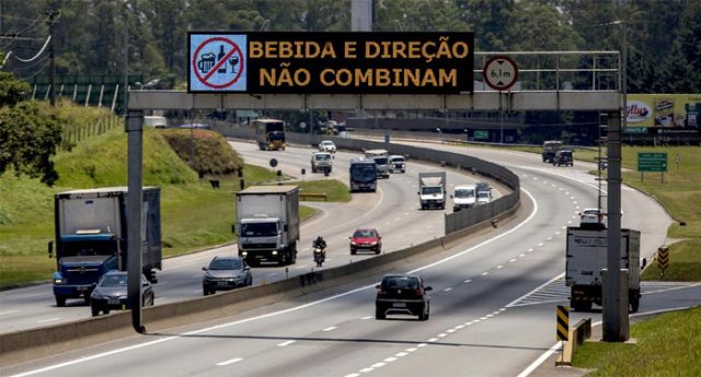 Jacareí recebe serviços de recuperação de pavimento