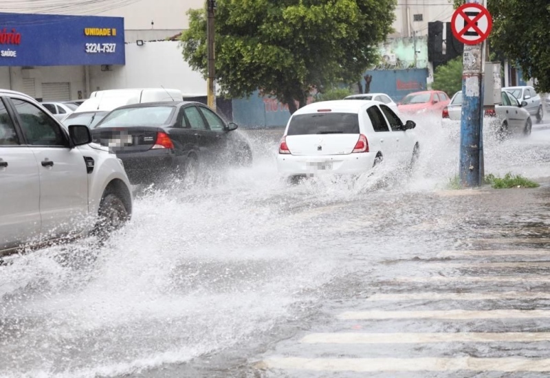 Defesa Civil alerta para previsão de chuvas de até 150 mm neste final de semana no Litoral Norte
