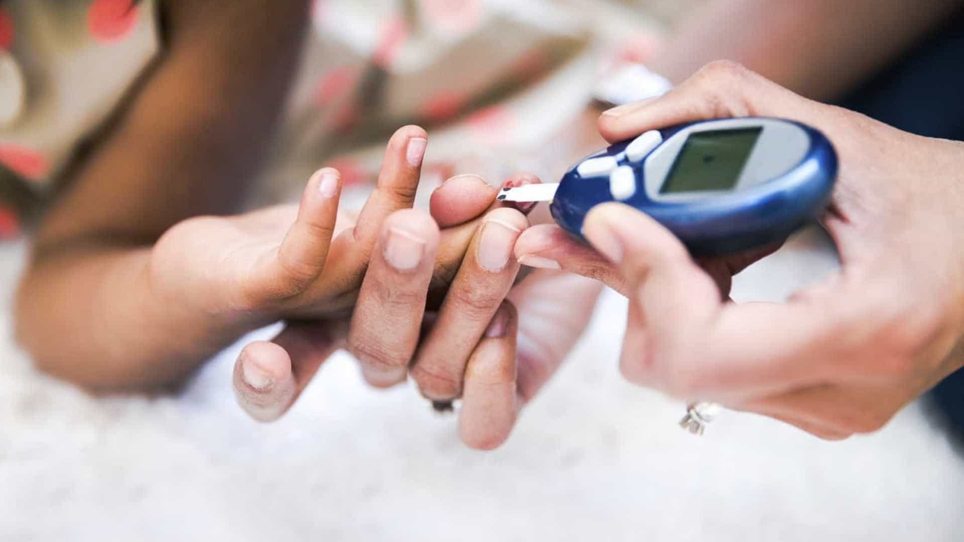 Alunos de Medicina realizam Semana da Hipertensão e Prevenção à Diabetes