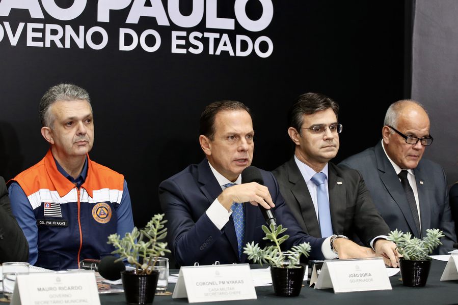 Doria apresenta plano de segurança no Carnaval de SP com 15 mil policiais por dia