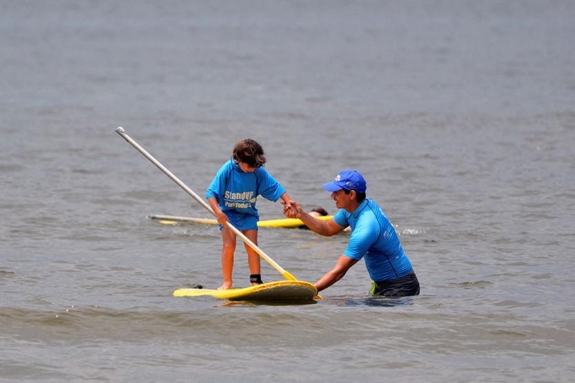 Projeto Stand Up para Todos oferece aulas gratuitas em São Sebastião e Caraguatatuba