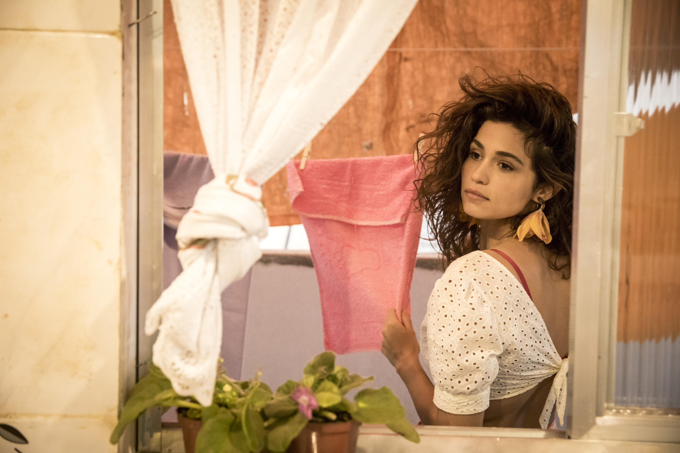 CANAL 1 – Sabrina, “gravado”, contra Portiolli, ao vivo, é uma briga que promete