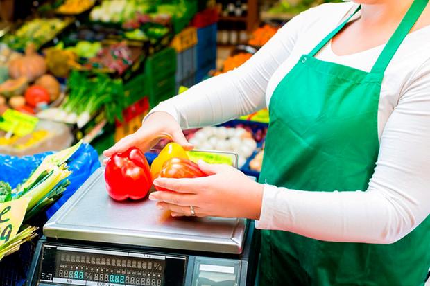 Cestas básicas sobem menos de 1% e população consome menos