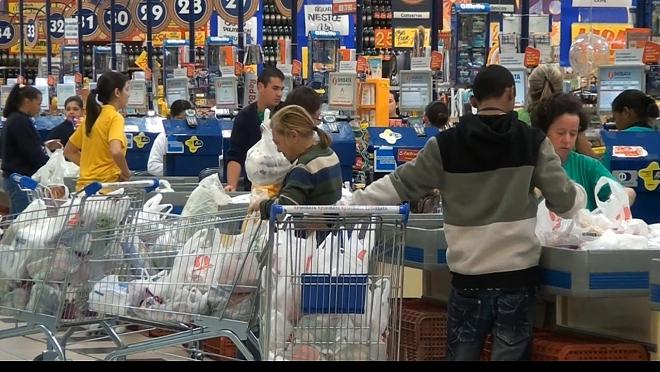 Comércio de Taubaté deve adotar medidas para proteger funcionários e clientes, diz Sincovat